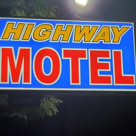 Highway Motel Сент-Пол Экстерьер фото